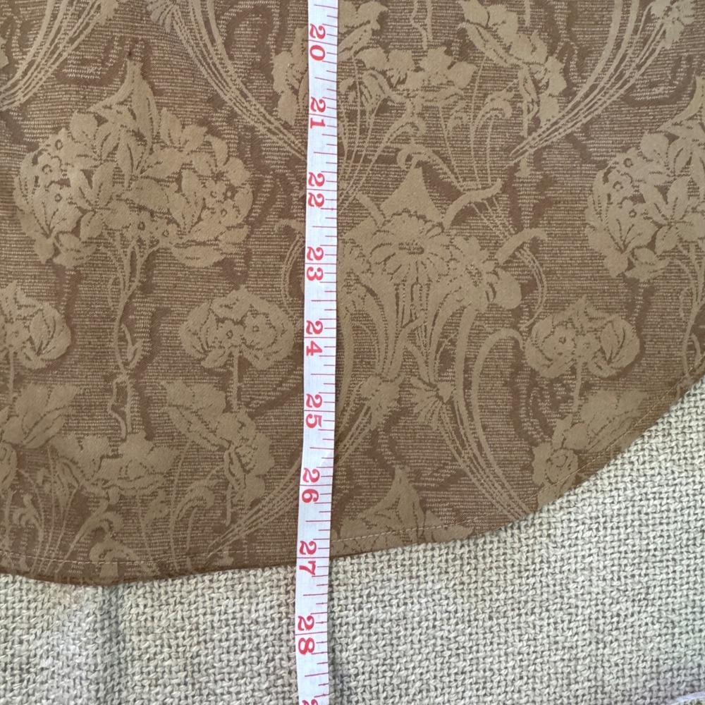 Chico's No Iron Chic Stretch Floral‎ Damask Shirt Tan - Picture 12 of 14